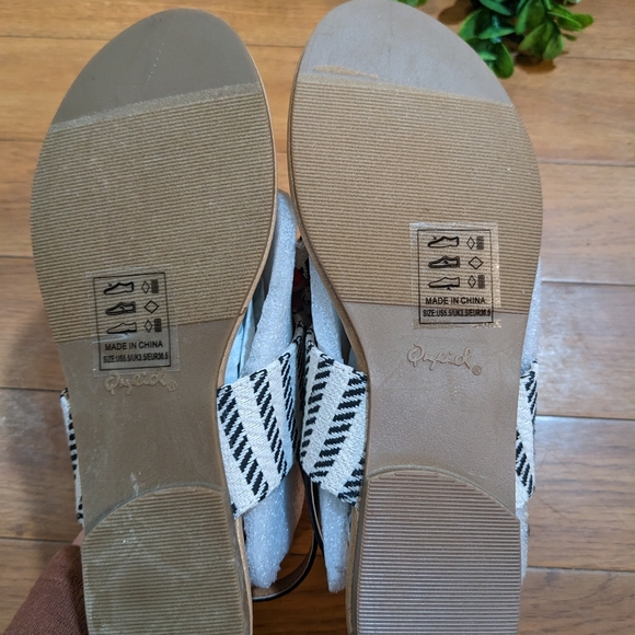 Qupid boutique sandals 5.5 6 - Picture 5 of 5